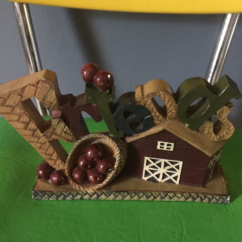 Bundle of bear and country items - Picture 2 of 9